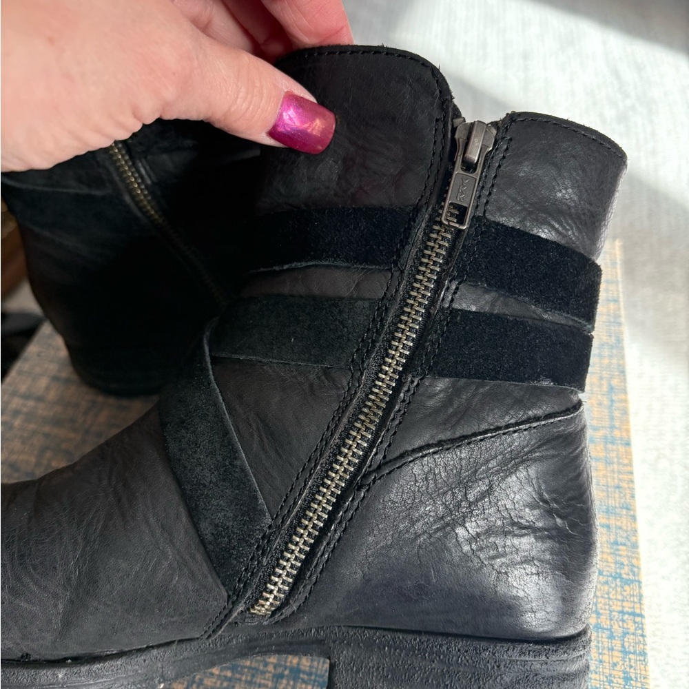 Black Born Booties - Picture 3 of 11